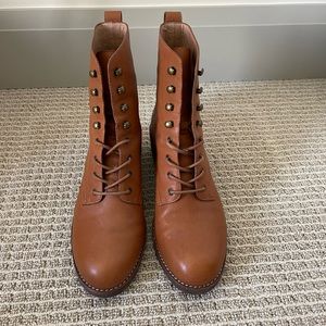 Madewell lace up boots!